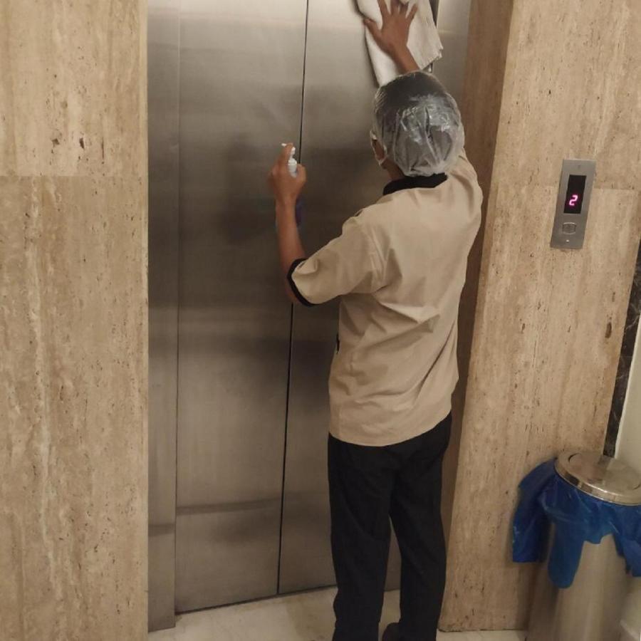 Hotel Picasso Paschim Vihar Delhi - Couple Friendly Local Ids Accepted Exterior foto
