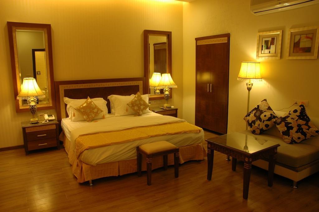 Hotel Picasso Paschim Vihar Delhi - Couple Friendly Local Ids Accepted Quarto foto